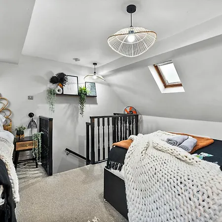 30 Percent Off! Elegant Of - Sleeps 5