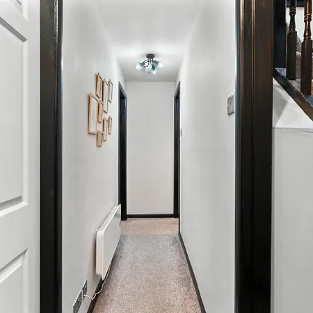 30 Percent Off! Elegant Of - Sleeps 5 * Whitby